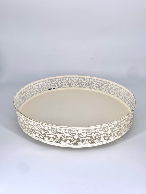 Tabuleiro Redondo Branco - Versatilidade em Cada Detalhe