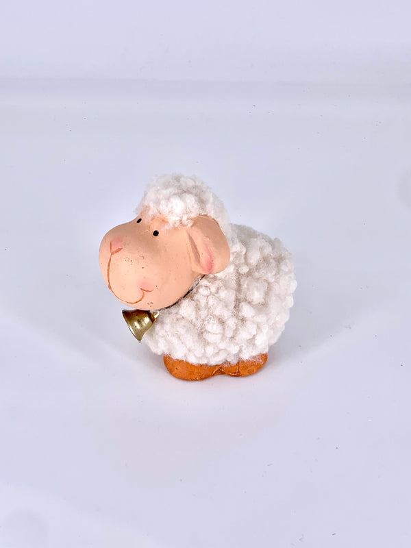 Mini Ovelha Decorativa - Doçura e Aconchego em Pequenos Detalhes