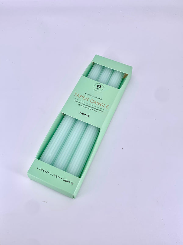 Pack com 3 Velas Altas – Elegância e Aconchego em Cada Chama