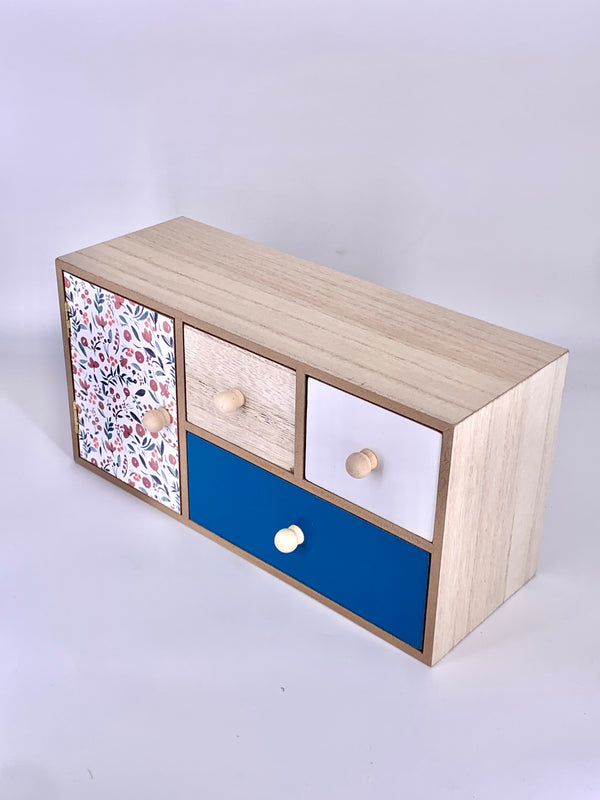 Mini Cômoda em Madeira – Organização com Estilo Artesanal