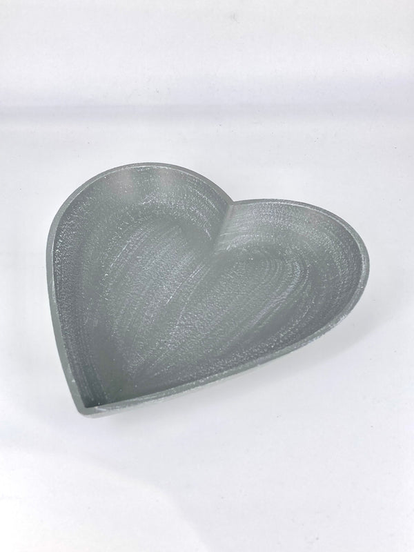 Prato de Madeira Cinzento em Forma de Coração -  Rústico e Aconchegante na Medida Certa